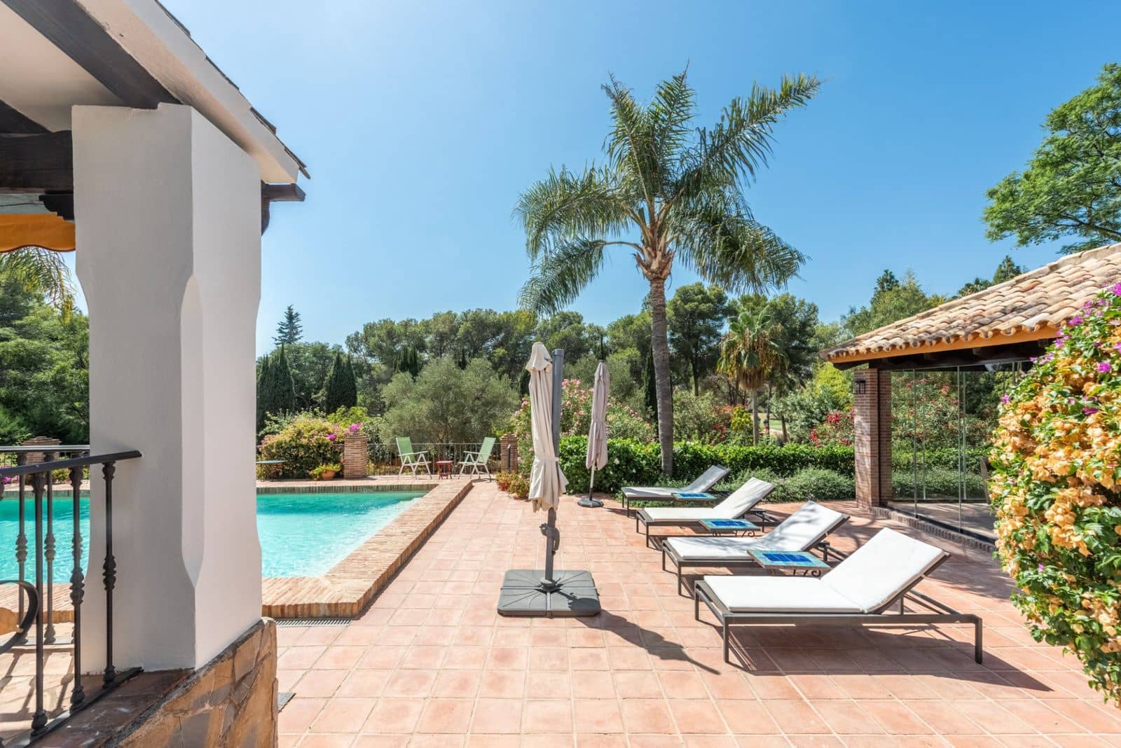 4 bedroom Villa for sale in El Paraiso - € 2,500,000 (Ref: 9651630)