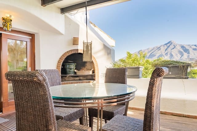 7 chambre Villa/Maison à vendre à Nueva Andalucia, Marbella - 2 650 000 € (Ref: 9651631)