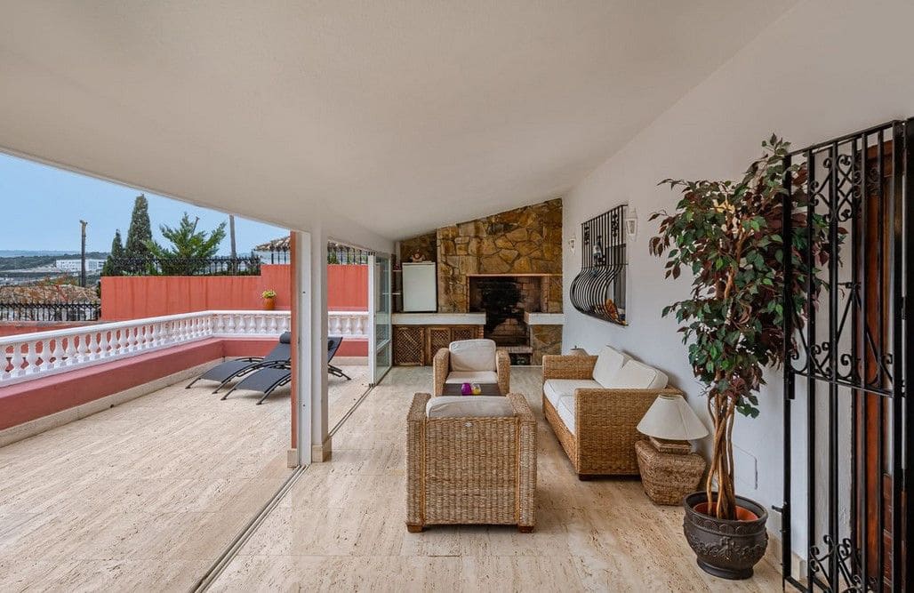 6 chambre Villa/Maison à vendre à Estepona - 1 475 000 € (Ref: 9651632)