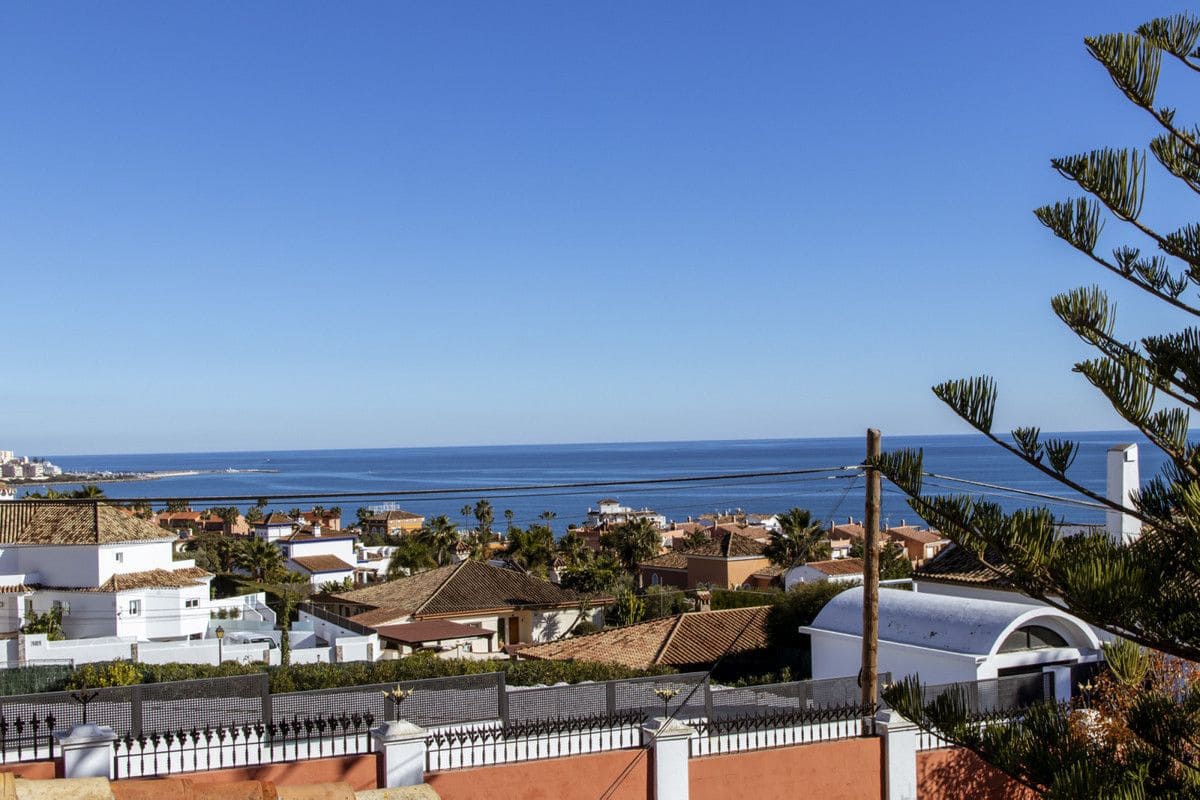 6 chambre Villa/Maison à vendre à Estepona - 1 475 000 € (Ref: 9651632)