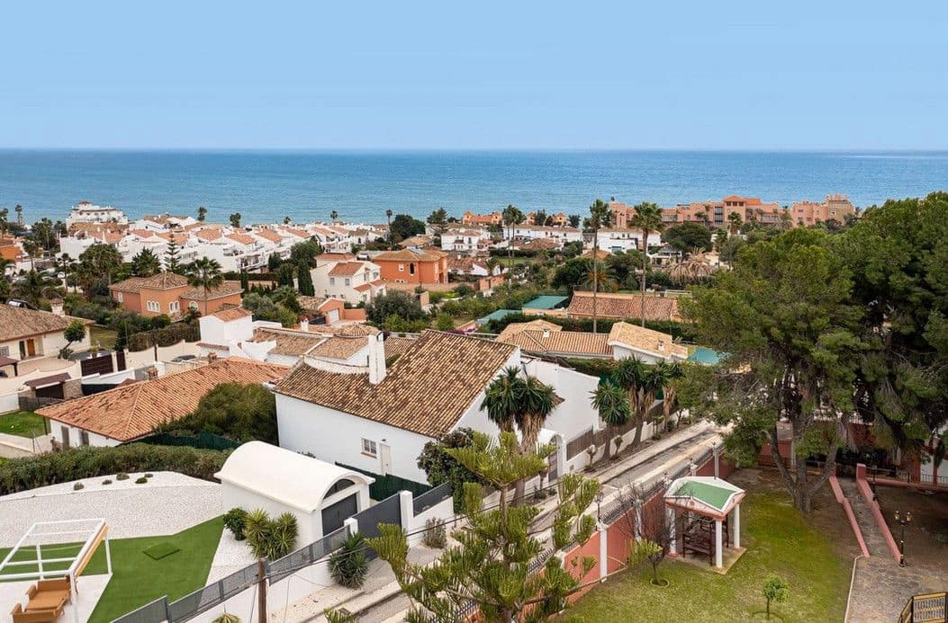 6 chambre Villa/Maison à vendre à Estepona - 1 475 000 € (Ref: 9651632)
