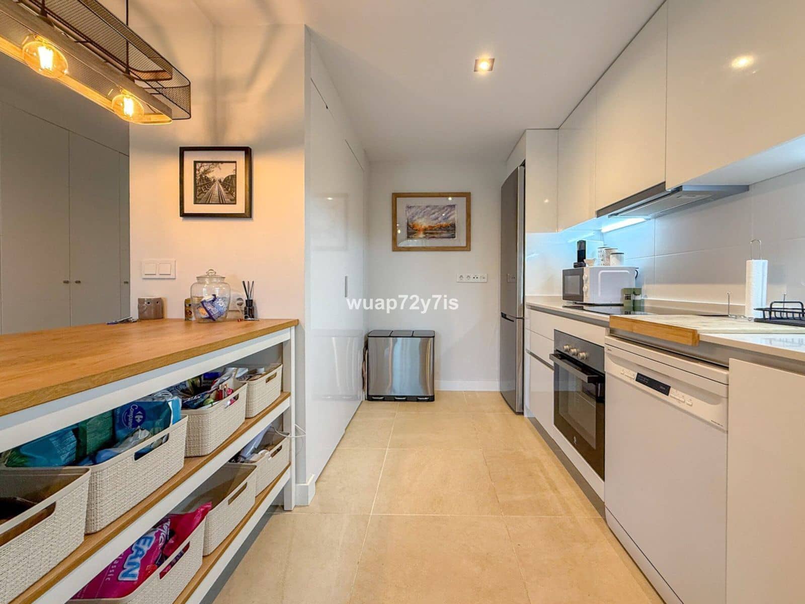 2 camera da letto Appartamento in vendita in New Golden Mile - 450.000 € (Rif: 9651633)