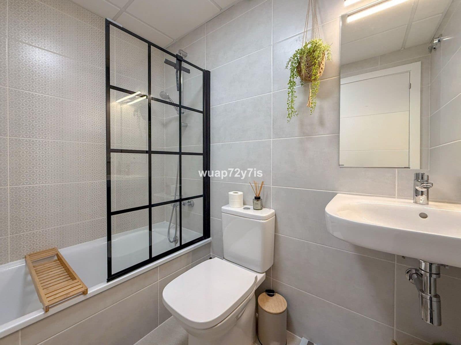 2 camera da letto Appartamento in vendita in New Golden Mile - 450.000 € (Rif: 9651633)