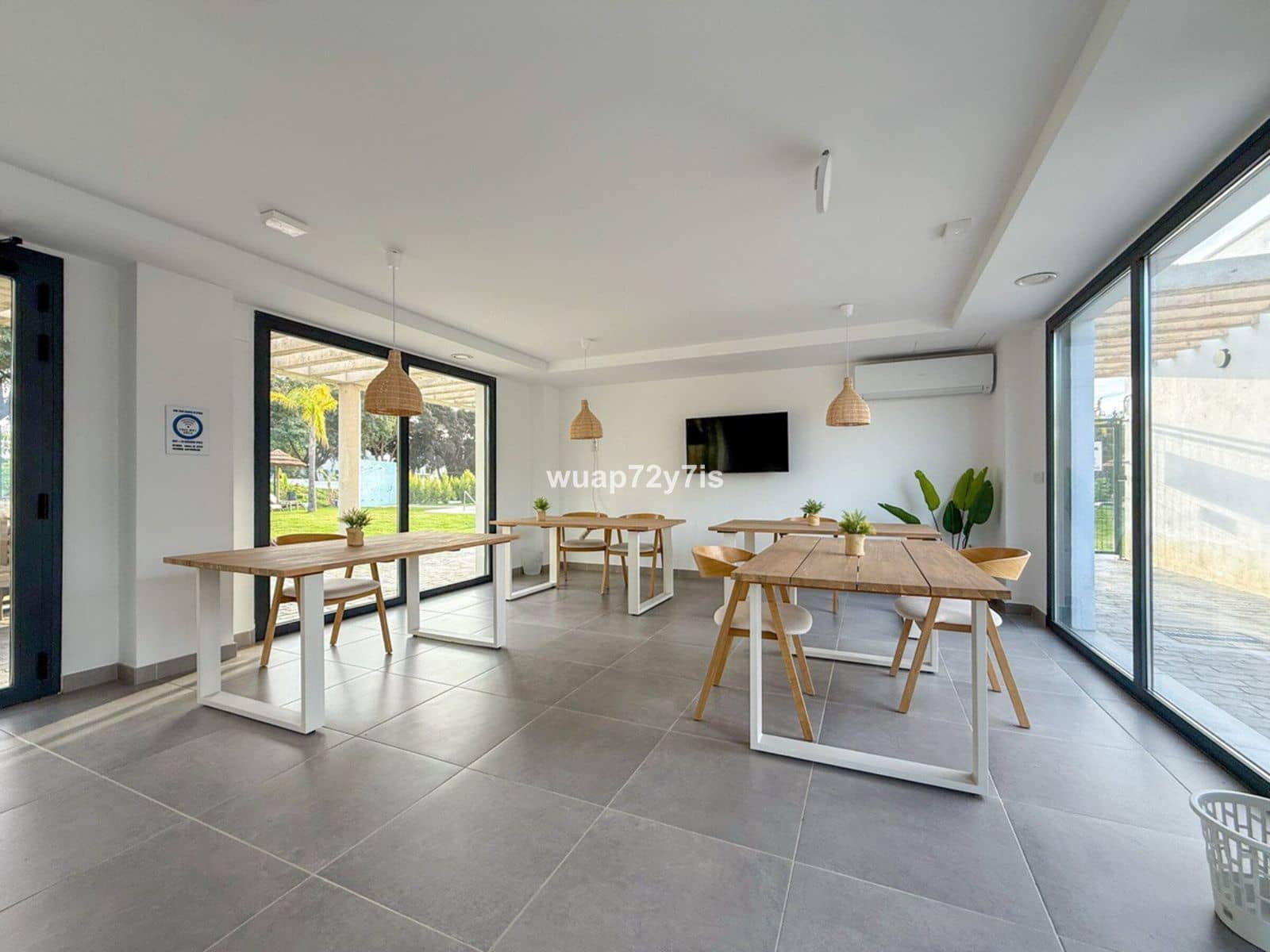 2 camera da letto Appartamento in vendita in New Golden Mile - 450.000 € (Rif: 9651633)