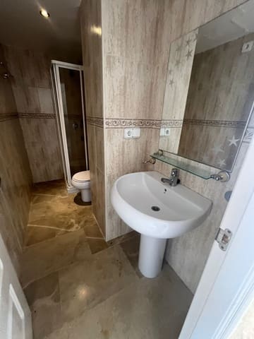 Apartamento de 2 habitaciones en La Duquesa / Puerto de la Duquesa, Manilva en venta - 270.000 € (Ref: 9651634)