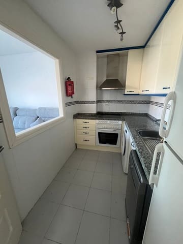 Apartamento de 2 habitaciones en La Duquesa / Puerto de la Duquesa, Manilva en venta - 270.000 € (Ref: 9651634)