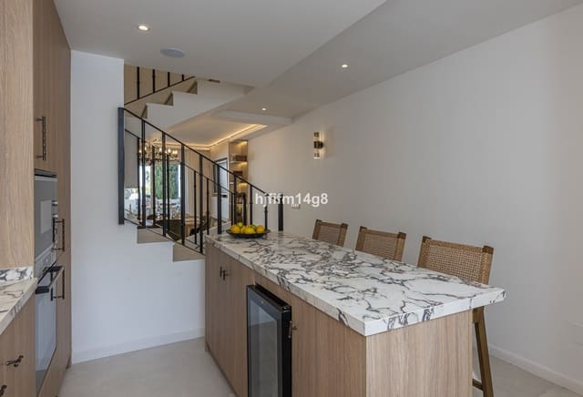 4 camera da letto Casa in vendita in Nueva Andalucia, Marbella - 979.000 € (Rif: 9651636)