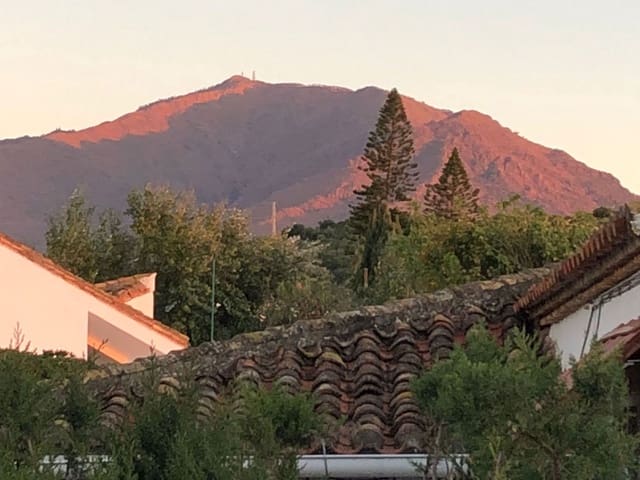 3 soverom Villa til salgs i Estepona - € 569 000 (Ref: 9651637)