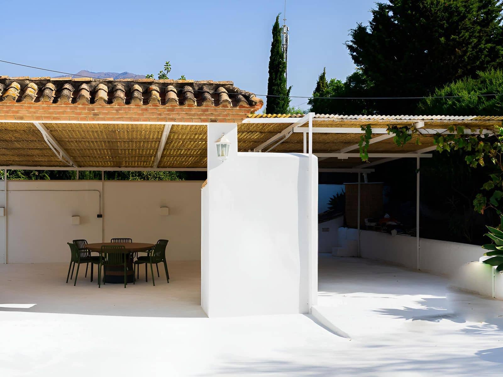 3 slaapkamer Villa te koop in Estepona - € 1.395.000 (Ref: 9651640)