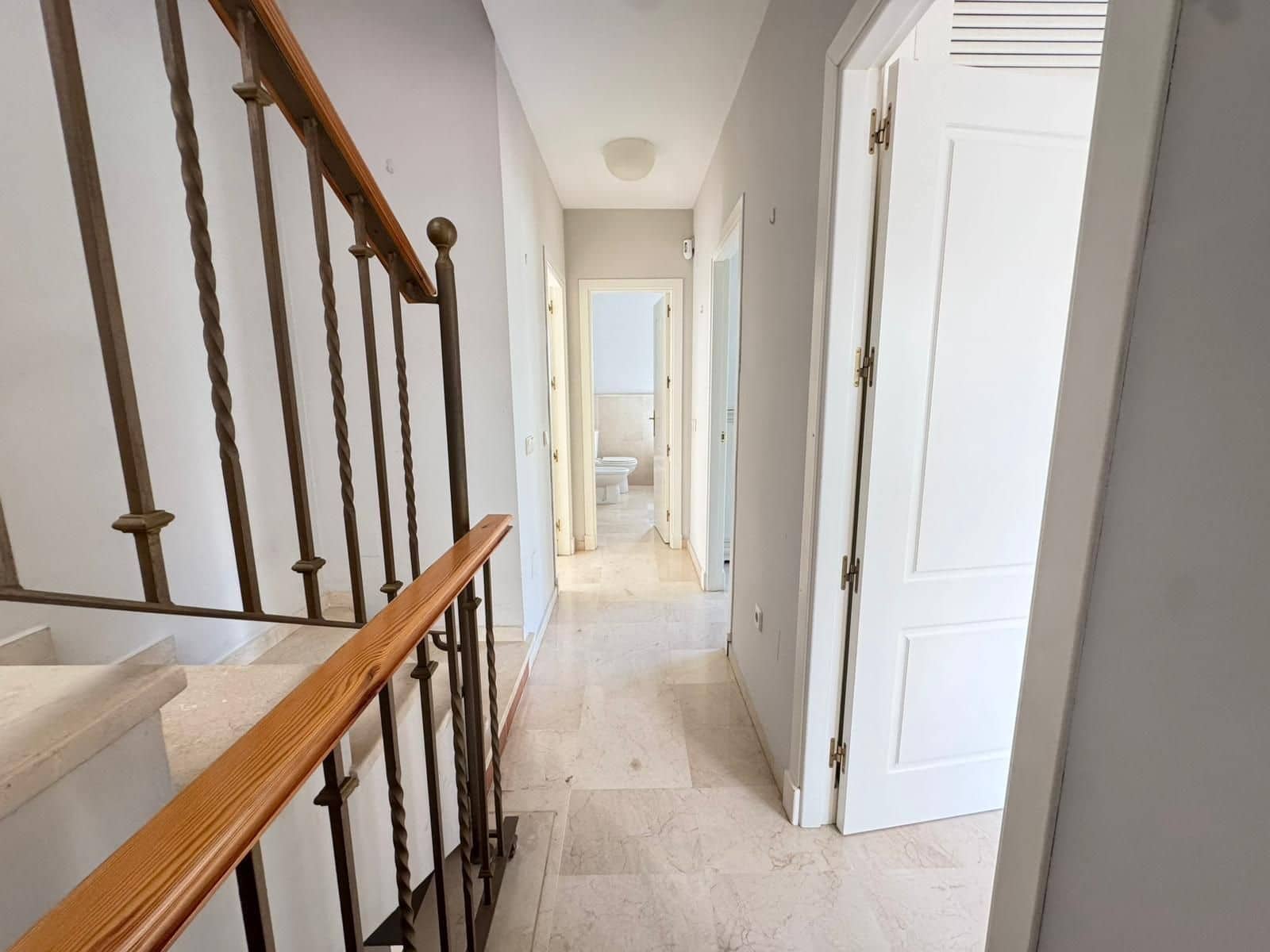 4 Zimmer Doppelhaus zu verkaufen in Riviera del Sol - 460.000 € (Ref: 9651641)