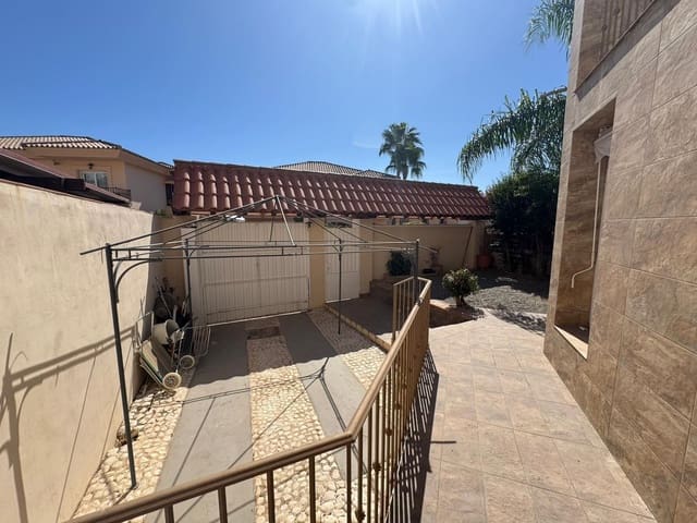 4 Zimmer Doppelhaus zu verkaufen in Riviera del Sol, Mijas - 460.000 € (Ref: 9651641)