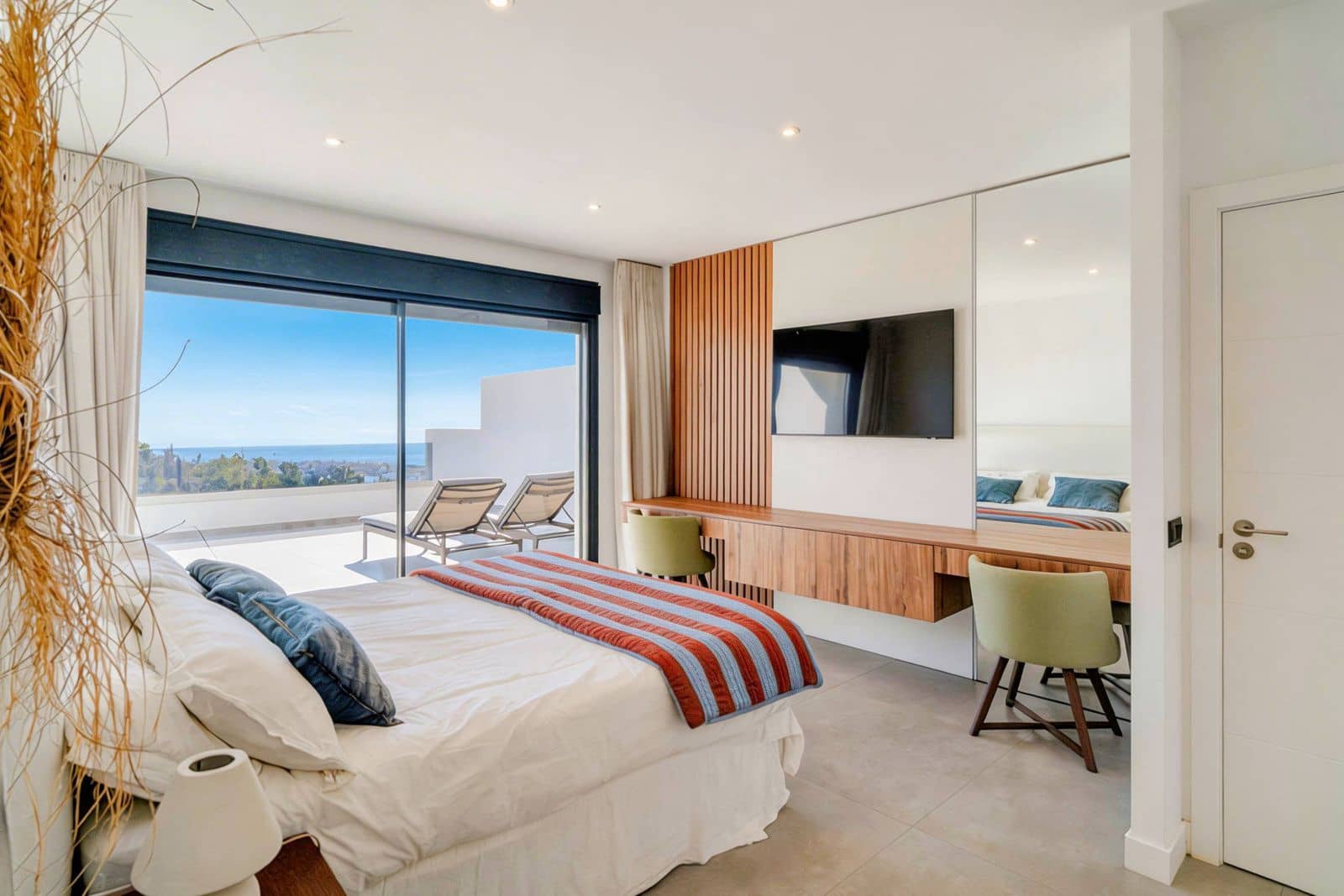 4 Zimmer Penthouse zu verkaufen in Estepona - 1.400.000 € (Ref: 9651642)