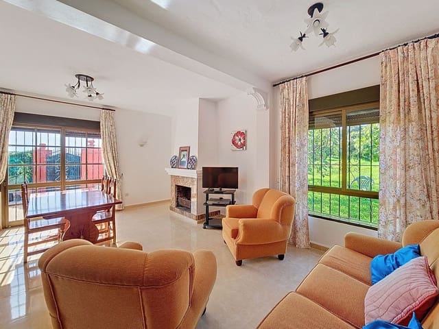 3 makuuhuone Maalaistalo myytävänä paikassa El Padrón, Estepona - 490 000 € (Ref: 9651644)