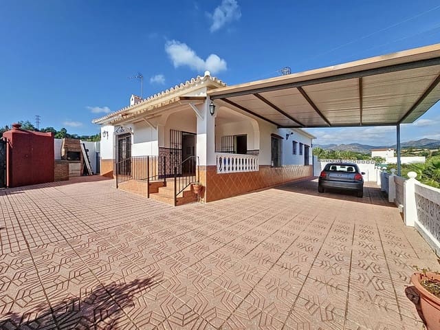 3 makuuhuone Maalaistalo myytävänä paikassa El Padrón, Estepona - 490 000 € (Ref: 9651644)