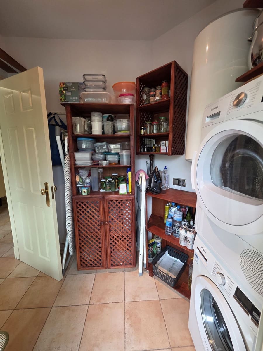 Ático de 4 habitaciones en Golden Mile en venta - 2.300.000 € (Ref: 9651645)