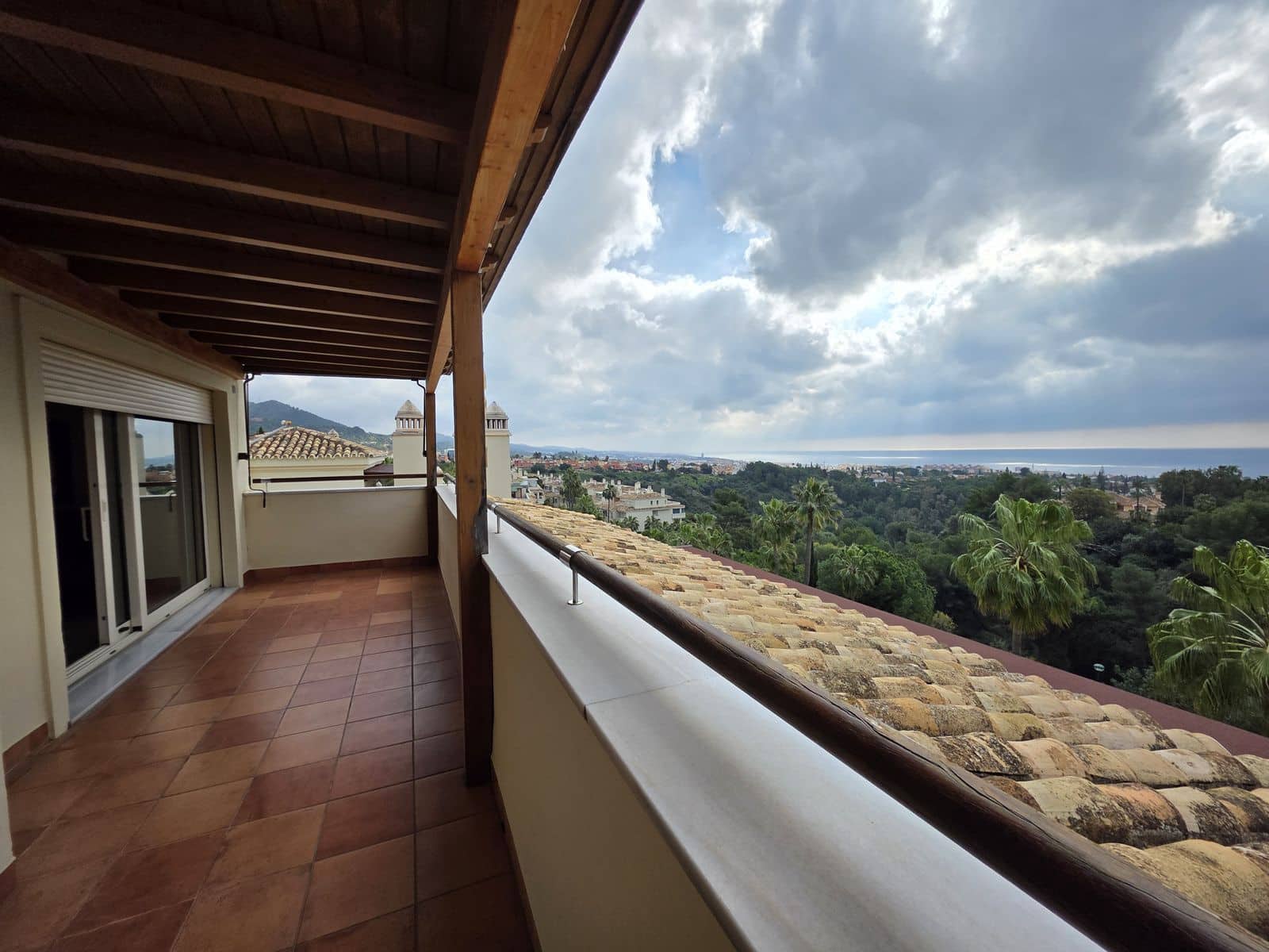 Ático de 4 habitaciones en Golden Mile en venta - 2.300.000 € (Ref: 9651645)