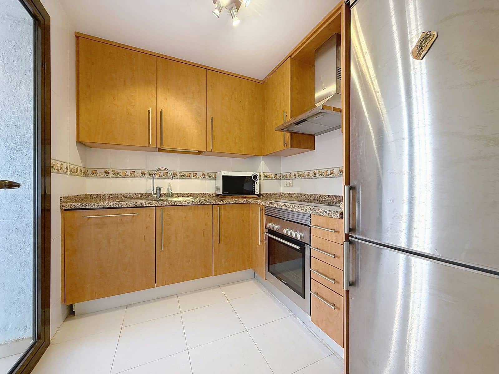 2 slaapkamer Appartement te koop in San Luis de Sabinillas - € 335.000 (Ref: 9655930)