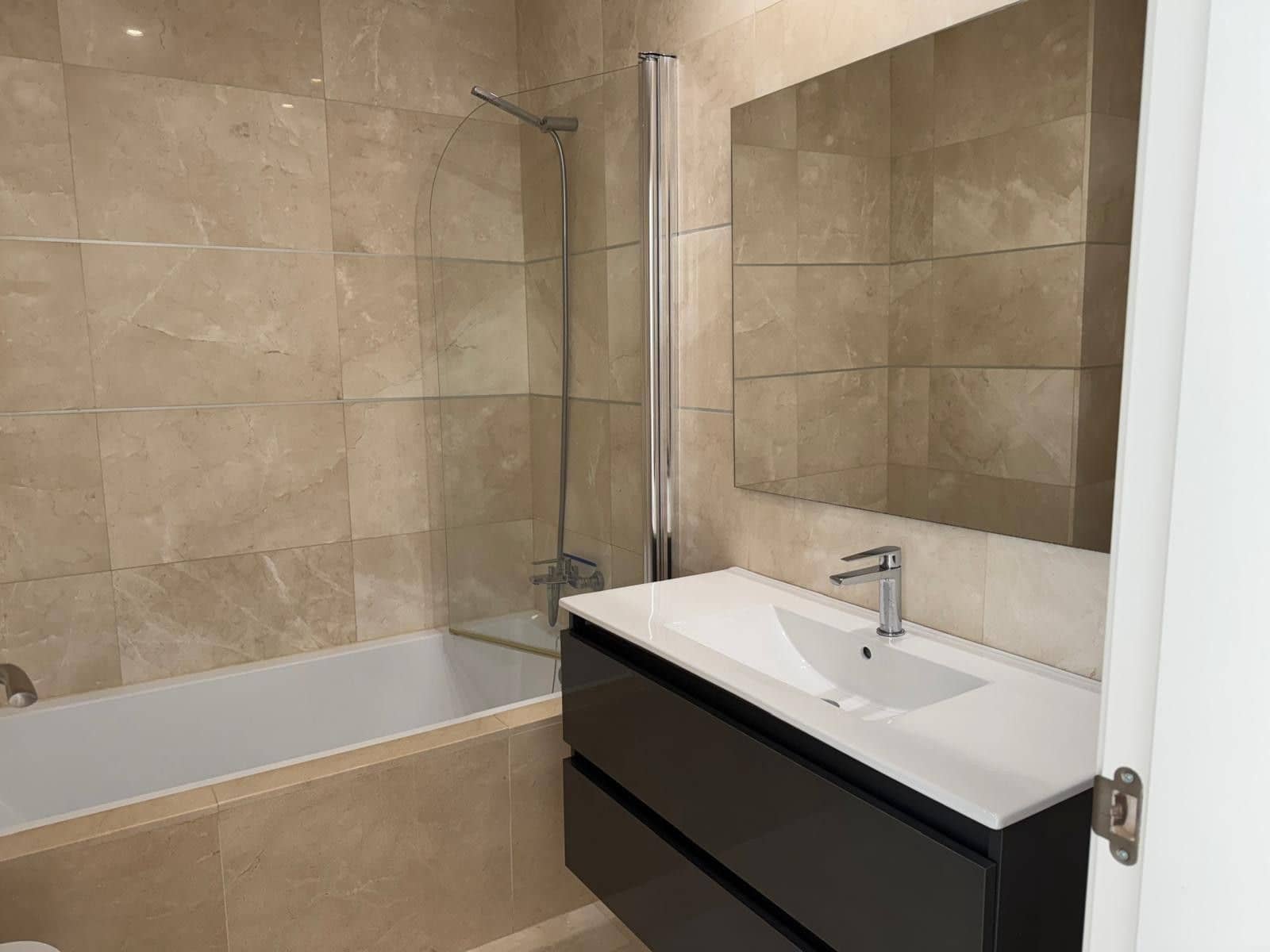 2 Zimmer Apartment zu verkaufen in Casares - 419.000 € (Ref: 9655932)