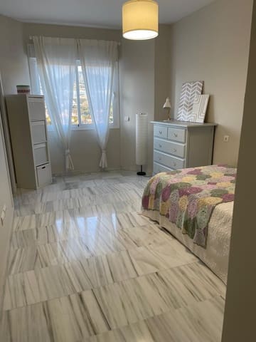 5 Zimmer Doppelhaus zu verkaufen in El Limonar, Málaga Stadt - 1.280.000 € (Ref: 9655937)