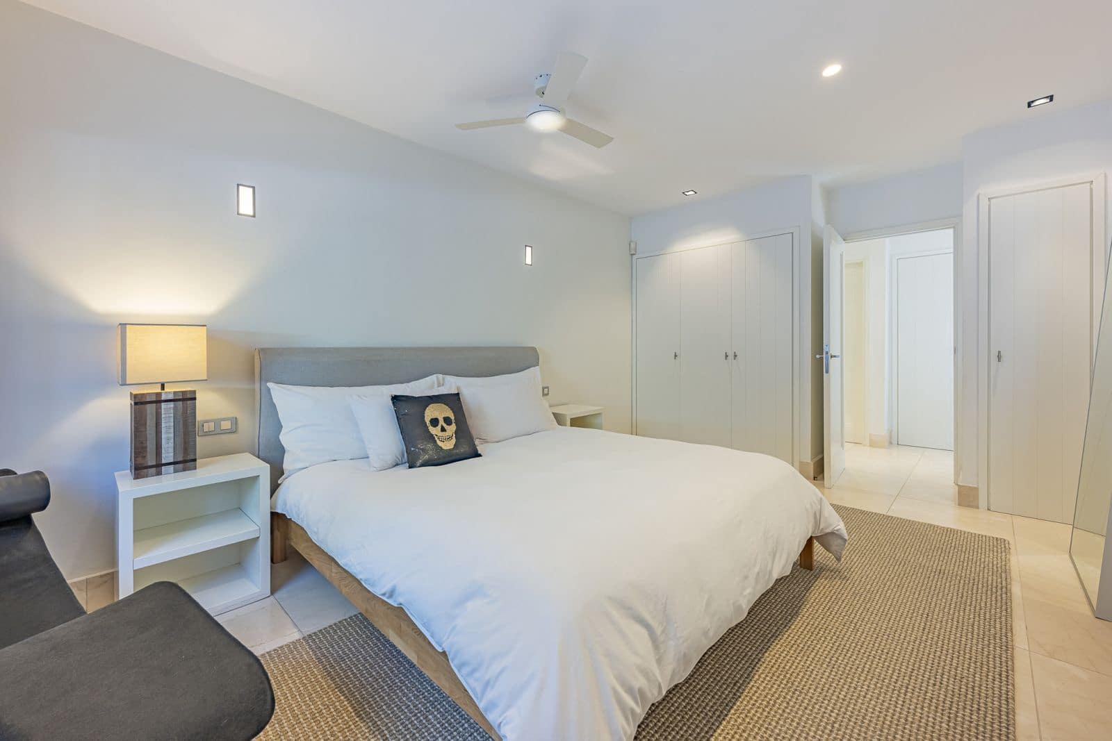 3 makuuhuone Huvila myytävänä paikassa Marbesa - 1 995 000 € (Ref: 9655939)