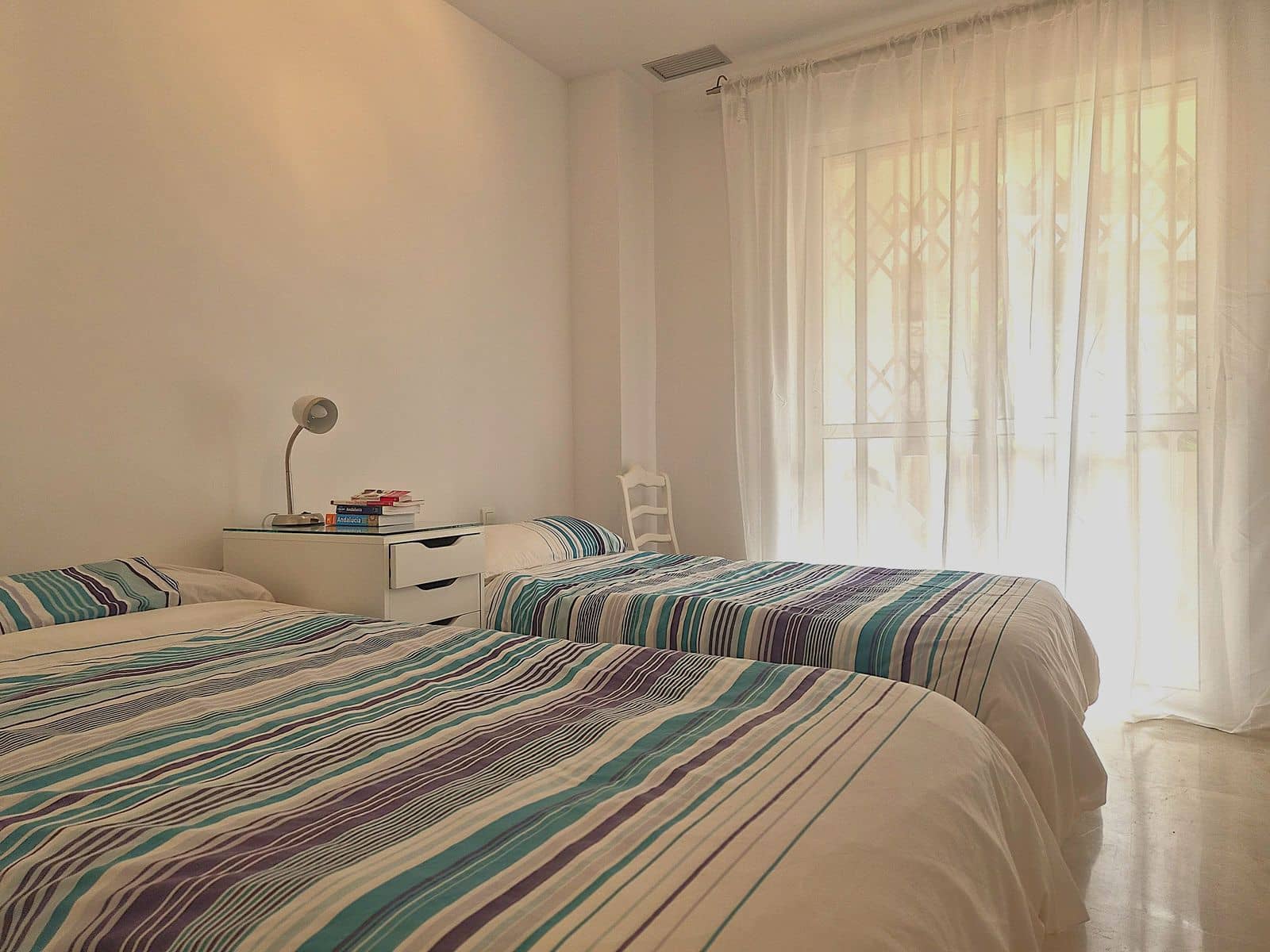 2 soverom Leilighet til salgs i La Duquesa / Puerto de la Duquesa - € 270 000 (Ref: 9655941)