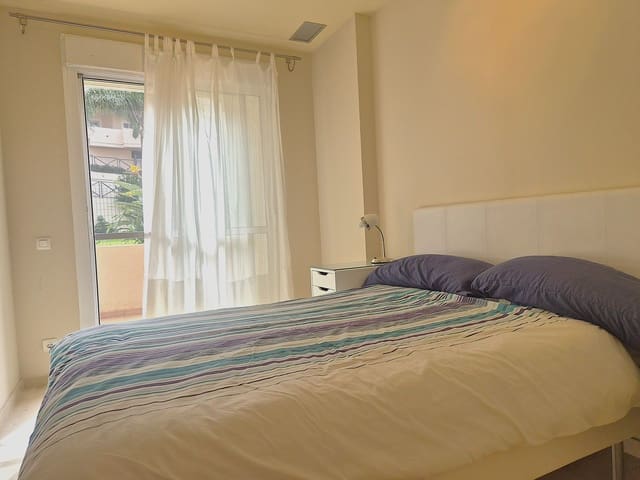 2 soverom Leilighet til salgs i La Duquesa / Puerto de la Duquesa, Manilva - € 270 000 (Ref: 9655941)