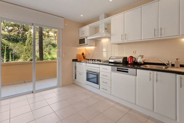 3 sypialnia Apartament na sprzedaż w Elviria, Marbella - 750 000 € (Ref: 9655944)