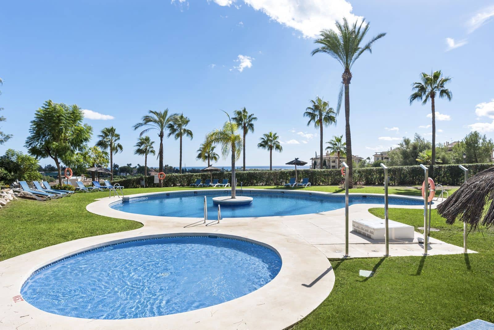 2 sovrum Lägenhet till salu i New Golden Mile - 359 000 € (Ref: 9655949)