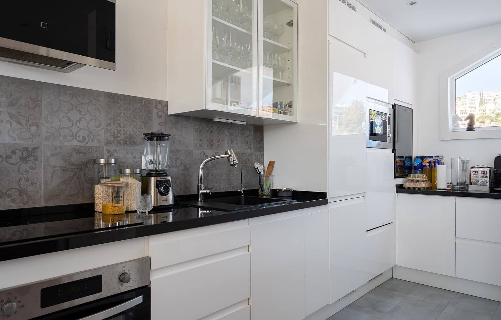 3 slaapkamer Halfvrijstaande villa te koop in Calahonda - € 610.000 (Ref: 9655957)