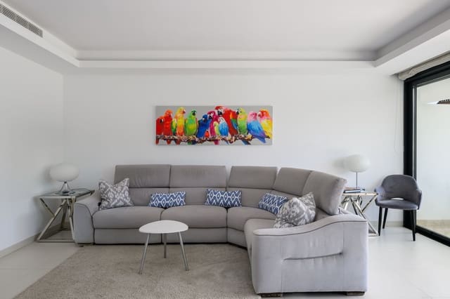 3 makuuhuone Omakotitalo myytävänä paikassa Golden Mile, Marbella - 1 800 000 € (Ref: 9655958)