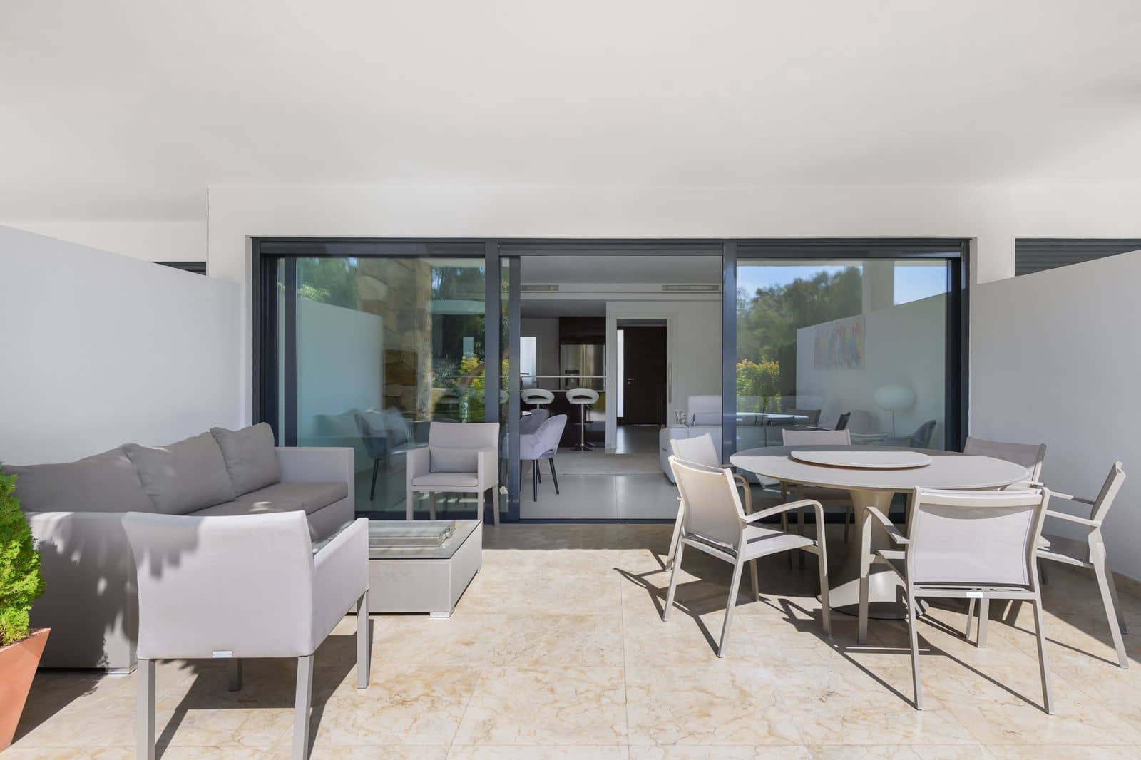 3 makuuhuone Omakotitalo myytävänä paikassa Golden Mile - 1 800 000 € (Ref: 9655958)