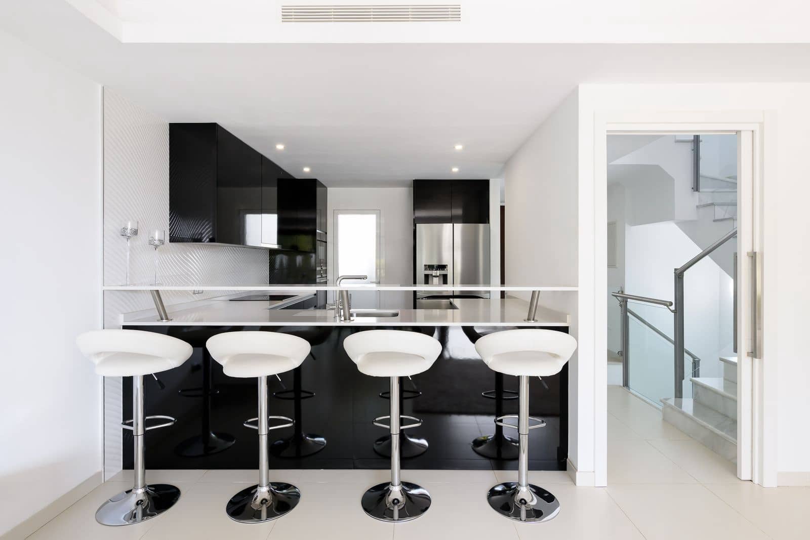 3 makuuhuone Omakotitalo myytävänä paikassa Golden Mile - 1 800 000 € (Ref: 9655958)