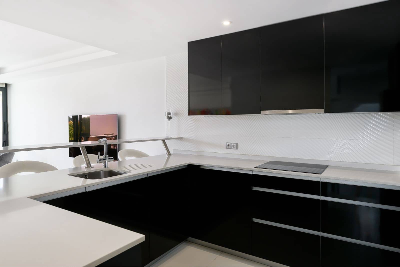 3 makuuhuone Omakotitalo myytävänä paikassa Golden Mile - 1 800 000 € (Ref: 9655958)