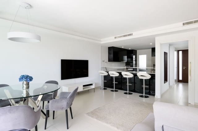 3 makuuhuone Omakotitalo myytävänä paikassa Golden Mile, Marbella - 1 800 000 € (Ref: 9655958)