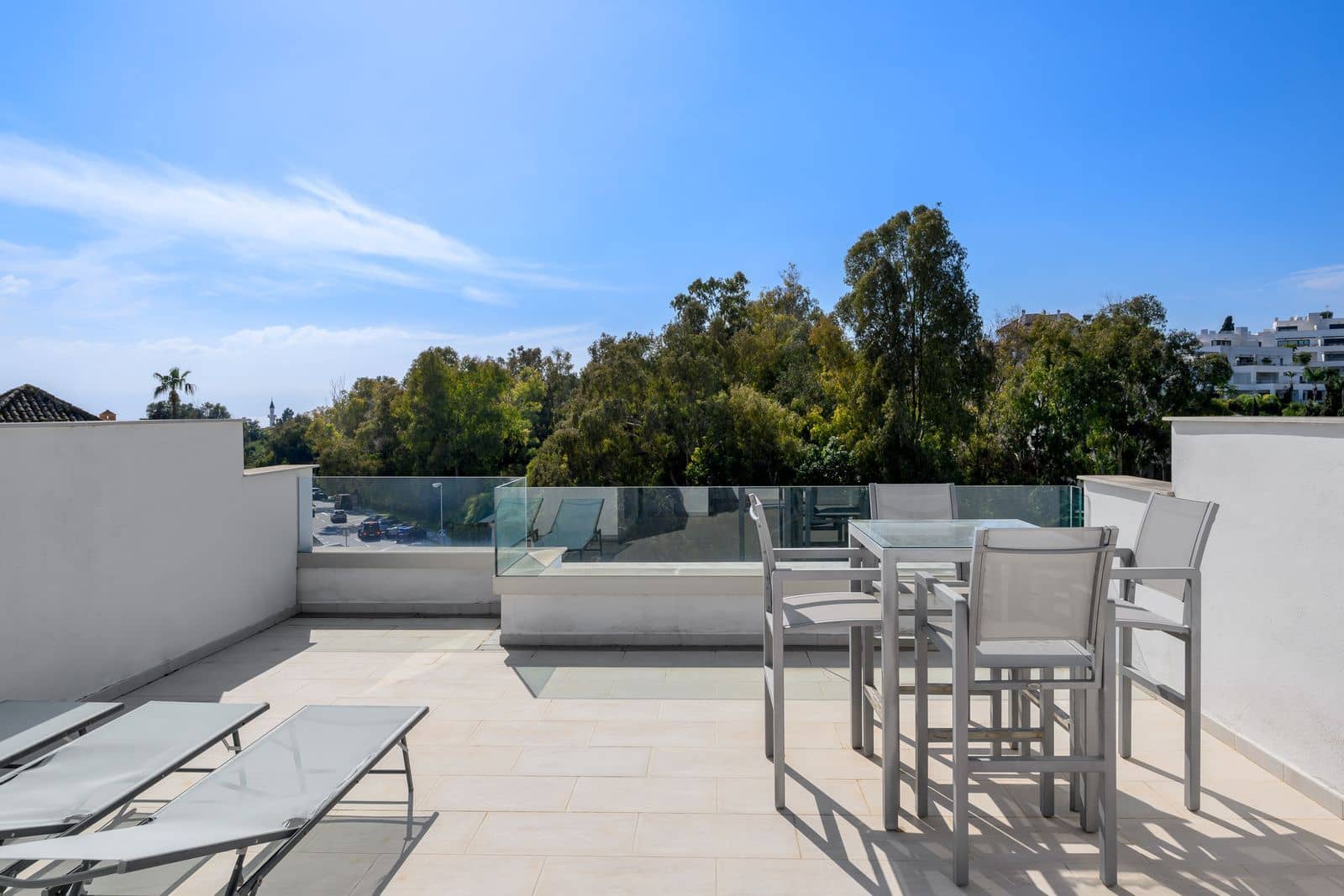 3 makuuhuone Omakotitalo myytävänä paikassa Golden Mile - 1 800 000 € (Ref: 9655958)