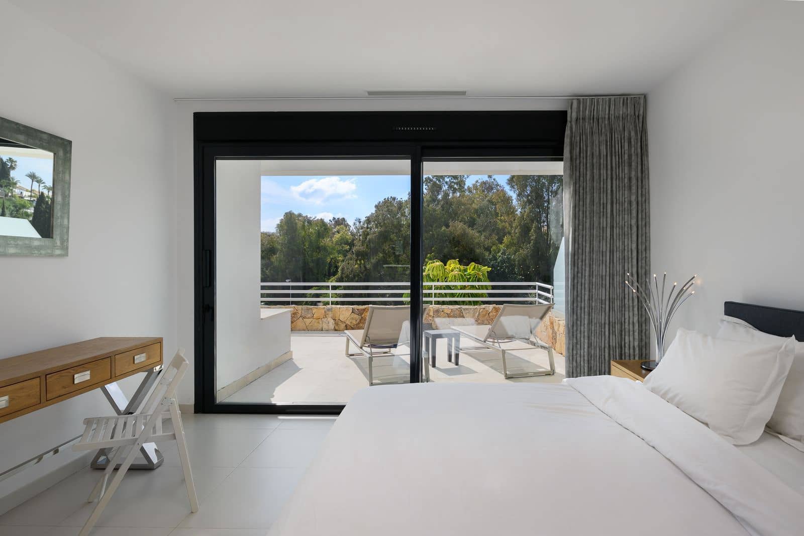 3 makuuhuone Omakotitalo myytävänä paikassa Golden Mile - 1 800 000 € (Ref: 9655958)