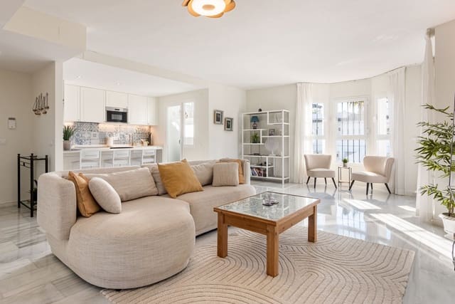 2 makuuhuone Kattohuoneisto myytävänä paikassa Nueva Andalucia, Marbella - 499 000 € (Ref: 9655963)