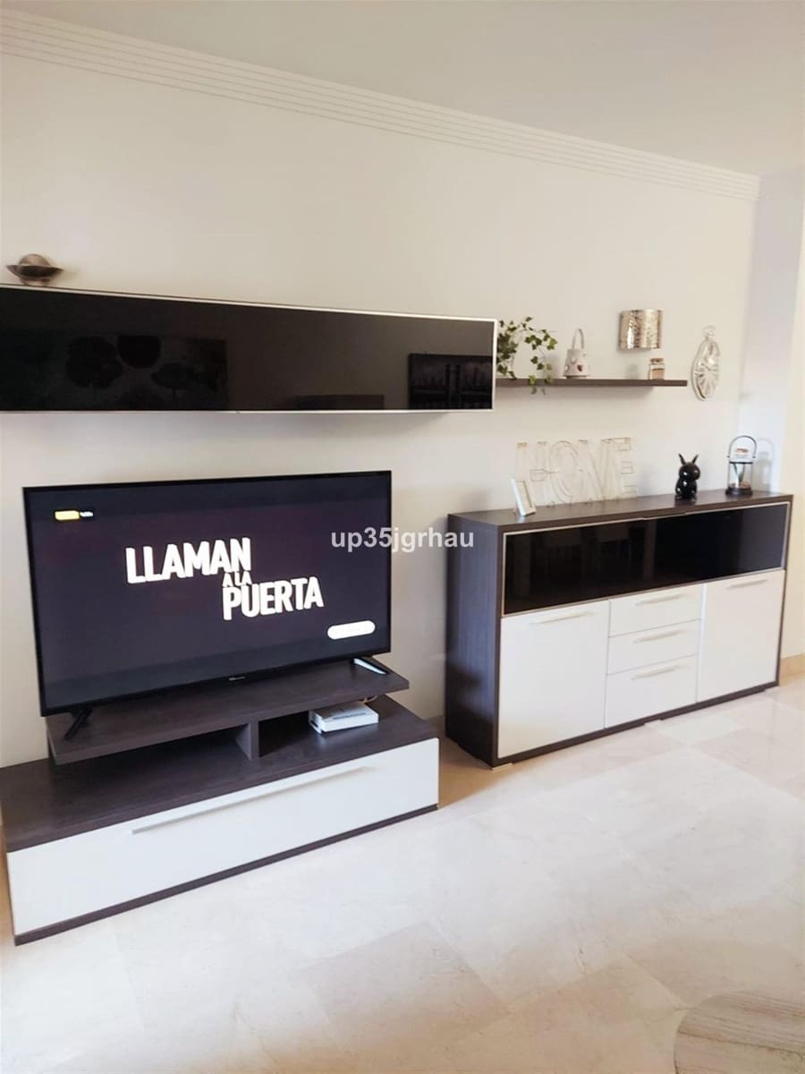 2 makuuhuone Huoneisto myytävänä paikassa Estepona - 399 900 € (Ref: 9677125)