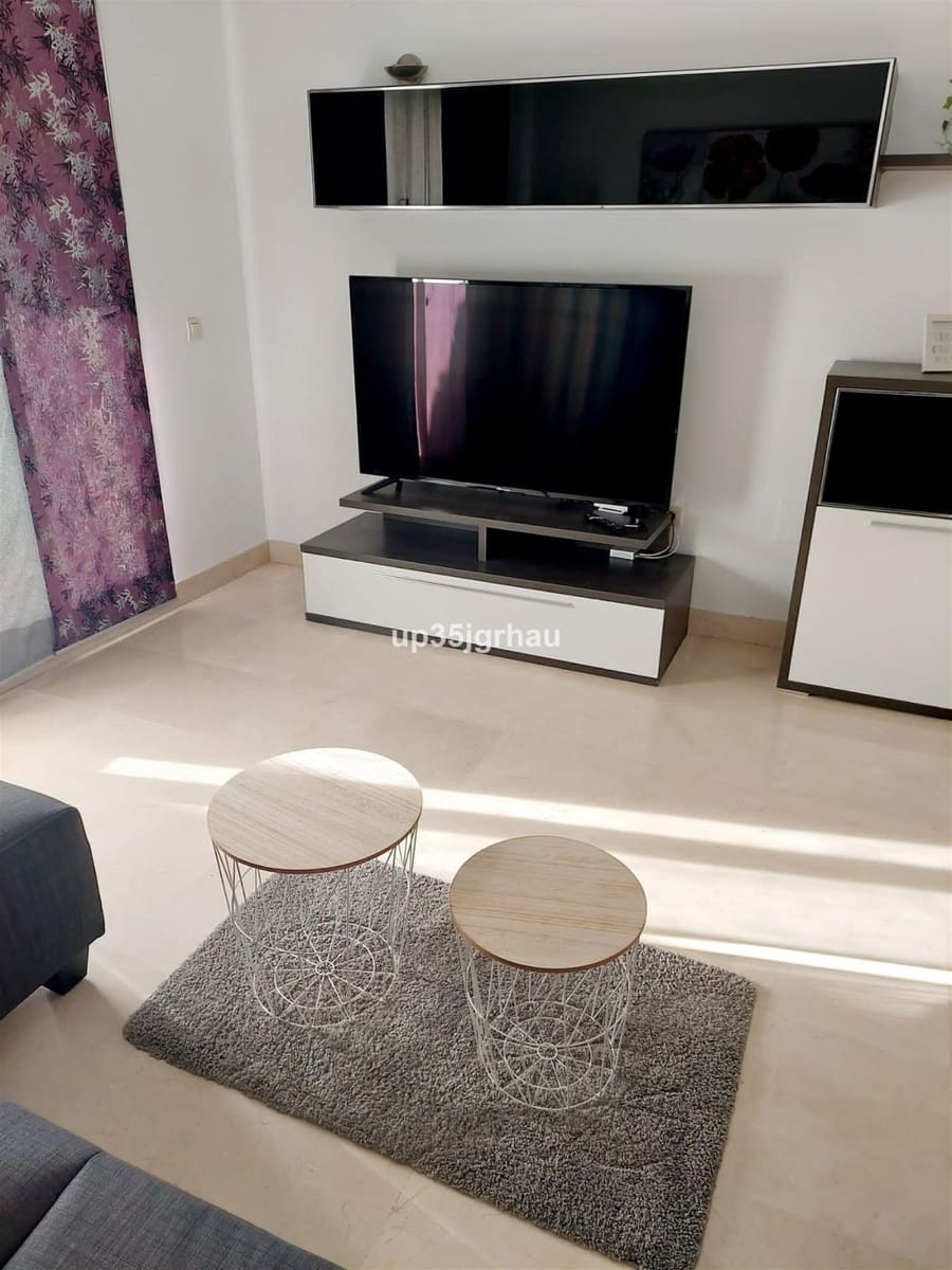 2 makuuhuone Huoneisto myytävänä paikassa Estepona - 399 900 € (Ref: 9677125)