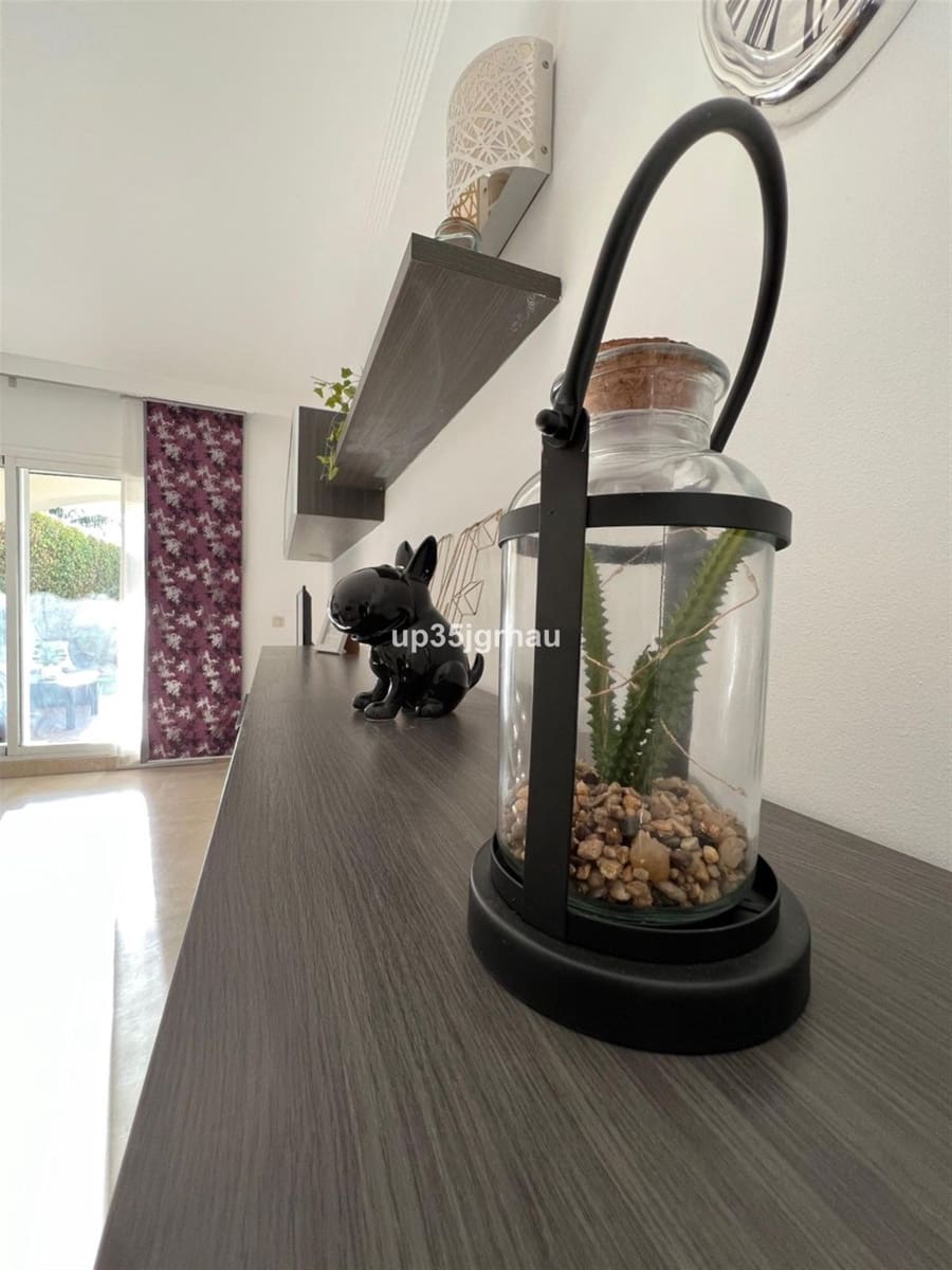 2 makuuhuone Huoneisto myytävänä paikassa Estepona - 399 900 € (Ref: 9677125)