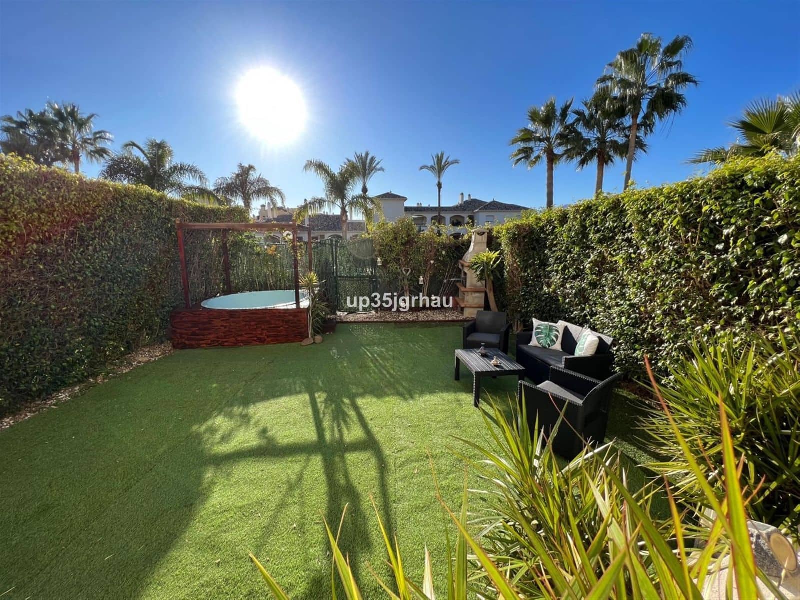 2 makuuhuone Huoneisto myytävänä paikassa Estepona - 399 900 € (Ref: 9677125)