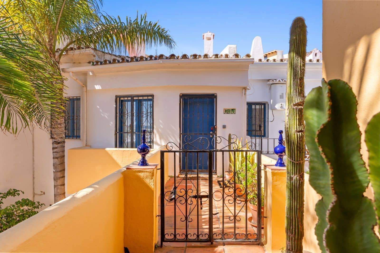 2 Zimmer Apartment zu verkaufen in Cabopino - 639.000 € (Ref: 9677127)