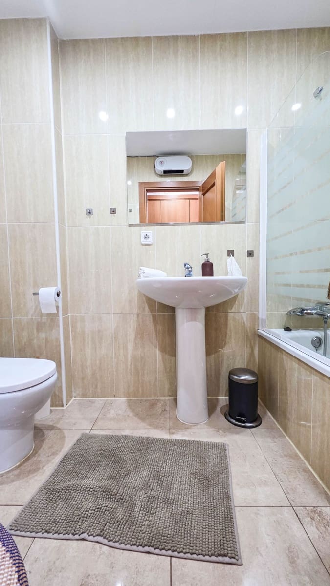 2 sypialnia Apartament na sprzedaż w La Duquesa / Puerto de la Duquesa - 269 000 € (Ref: 9677135)