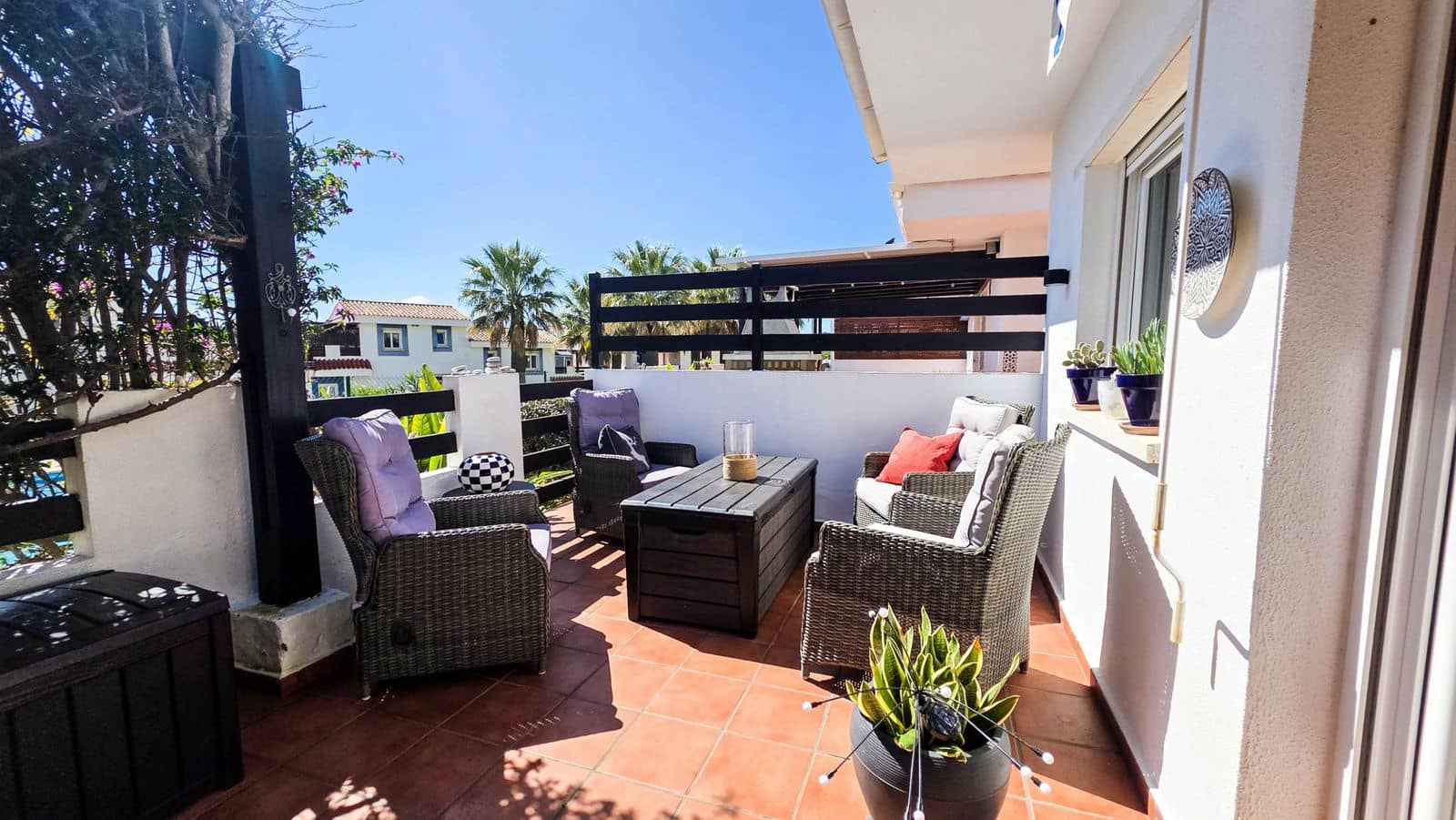 2 sypialnia Apartament na sprzedaż w La Duquesa / Puerto de la Duquesa - 269 000 € (Ref: 9677135)