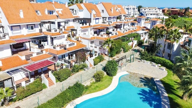 2 sypialnia Apartament na sprzedaż w La Duquesa / Puerto de la Duquesa, Manilva - 269 000 € (Ref: 9677135)