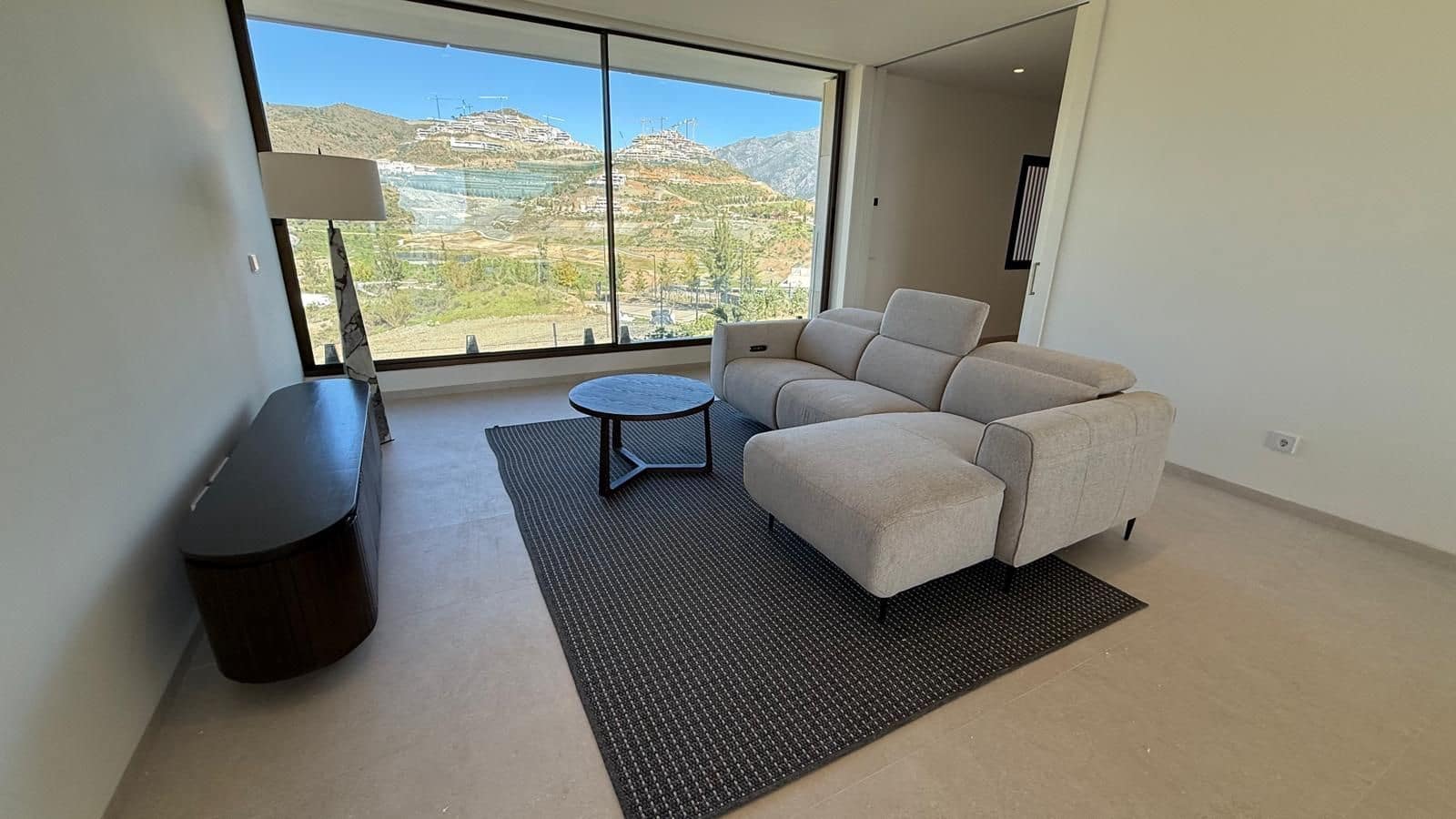 4 sypialnia Apartament na sprzedaż w Benahavis - 1 870 000 € (Ref: 9677138)