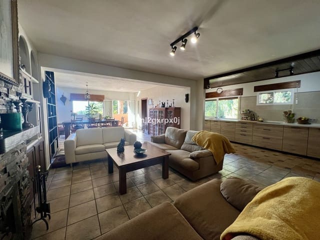 5 sovrum Villa till salu i Marbella - 1 975 000 € (Ref: 9677139)