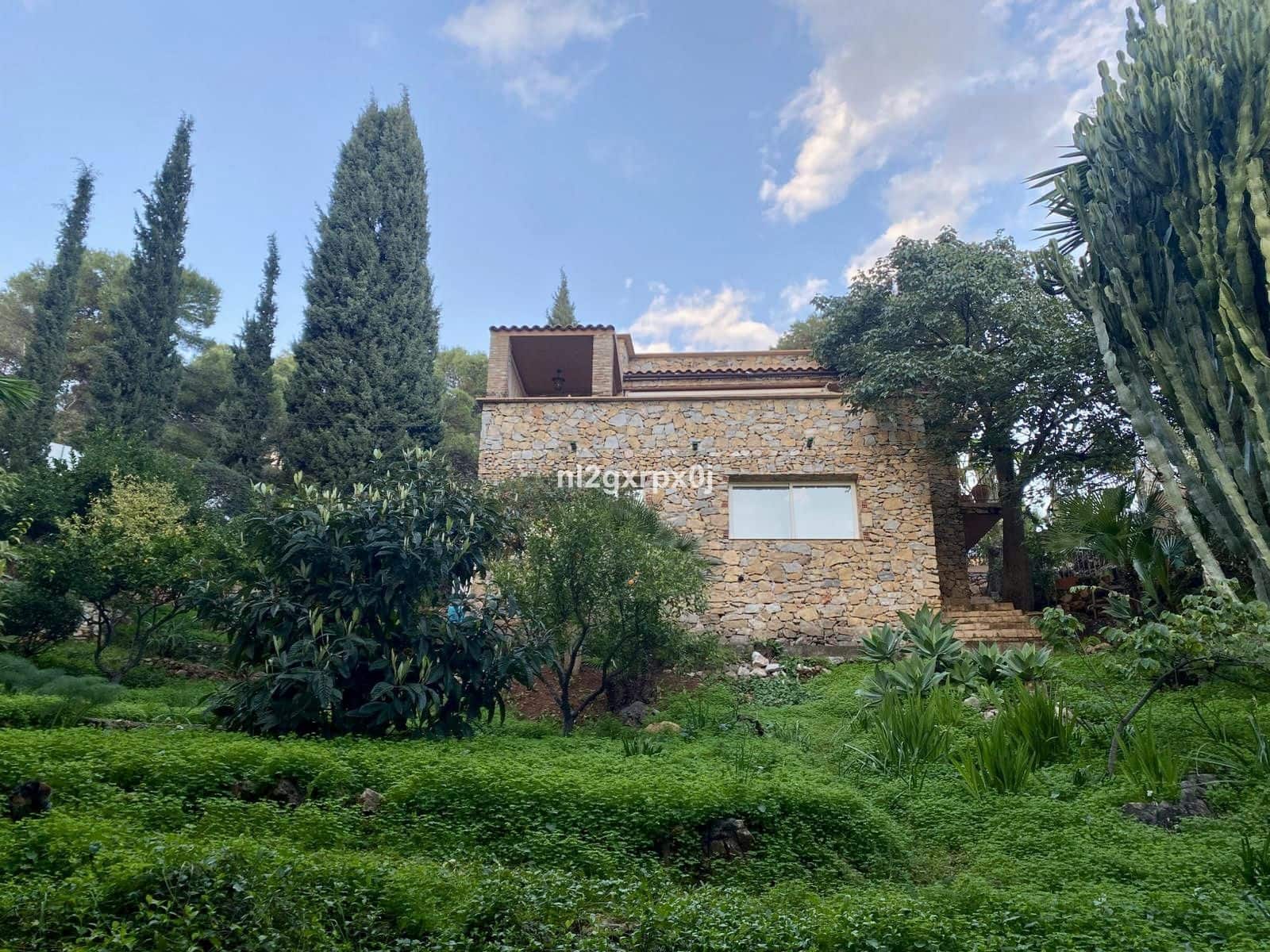 5 sovrum Villa till salu i Marbella - 1 975 000 € (Ref: 9677139)