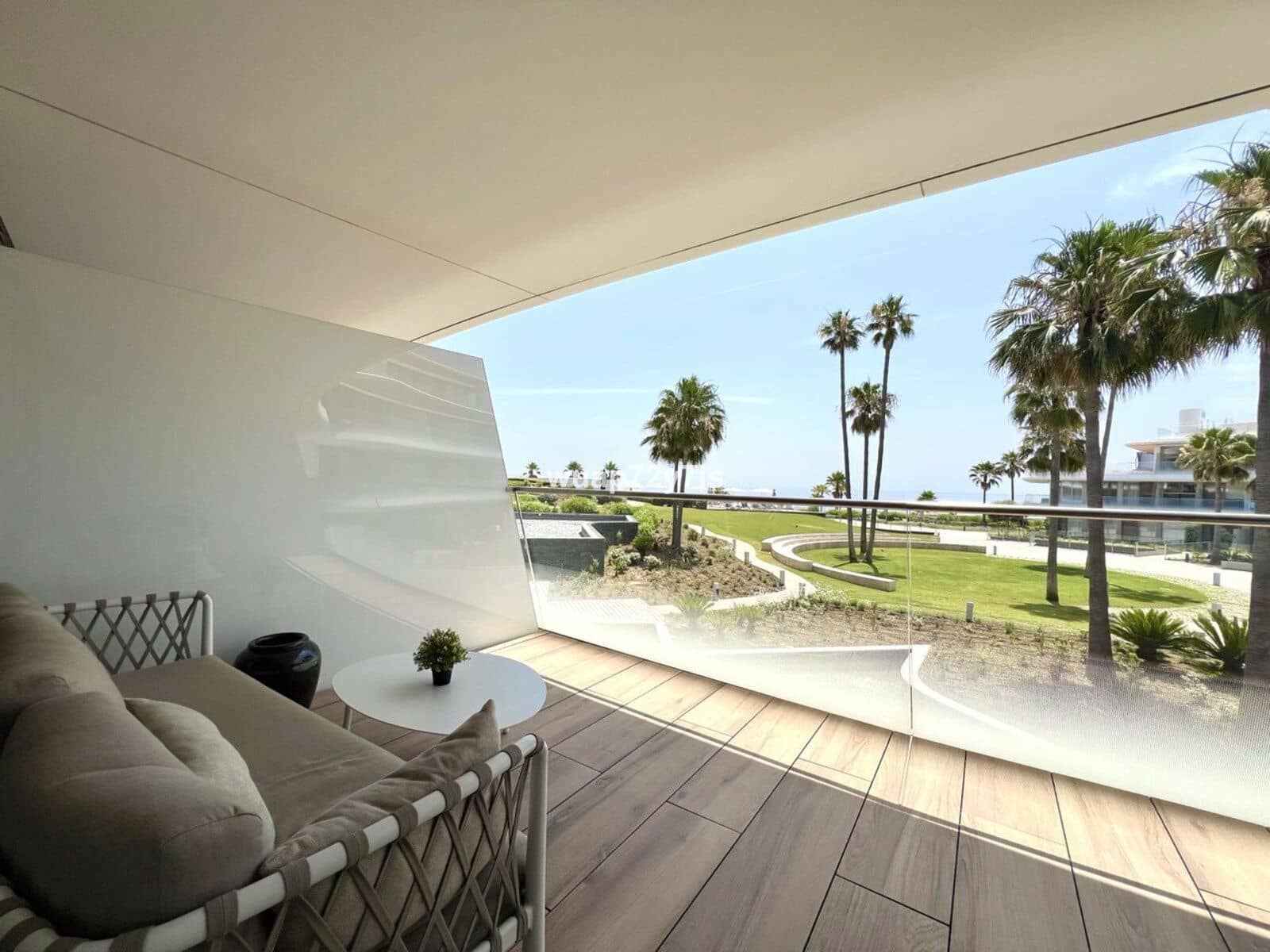 2 sypialnia Apartament na sprzedaż w New Golden Mile - 948 000 € (Ref: 9677146)