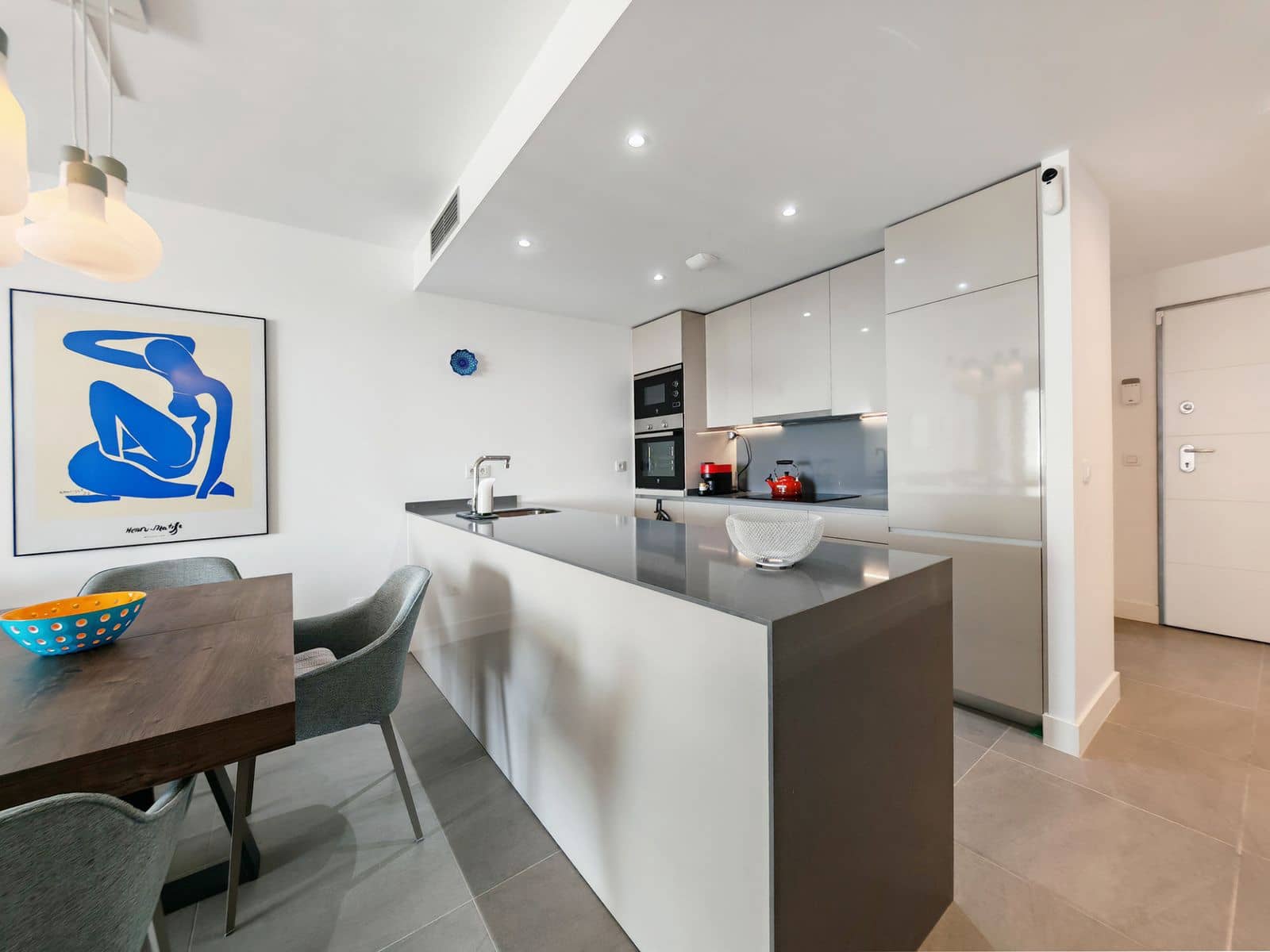 2 bedroom Apartment for sale in Manilva - € 399,000 (Ref: 9677147)